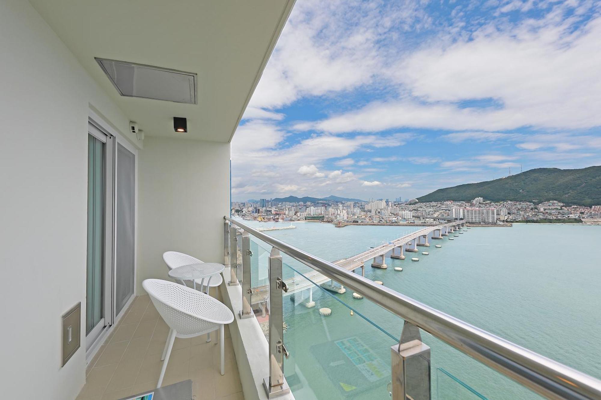 Appartamento Elmomento Songdo Busan Esterno foto